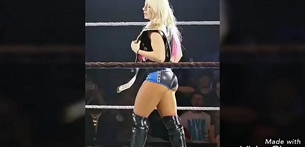  Alexa Bliss booty tribute.